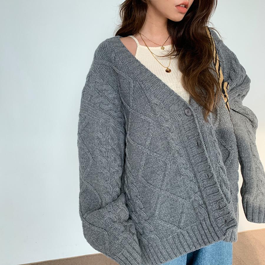 เที่ยวเกาหลีหน้าหนาว ไอเทมไหนต้องมี? อัพเดทเทรนด์การแต่งตัวและแฟชั่นไอเทมห้ามพลาดสำหรับหน้าหนาว 2025