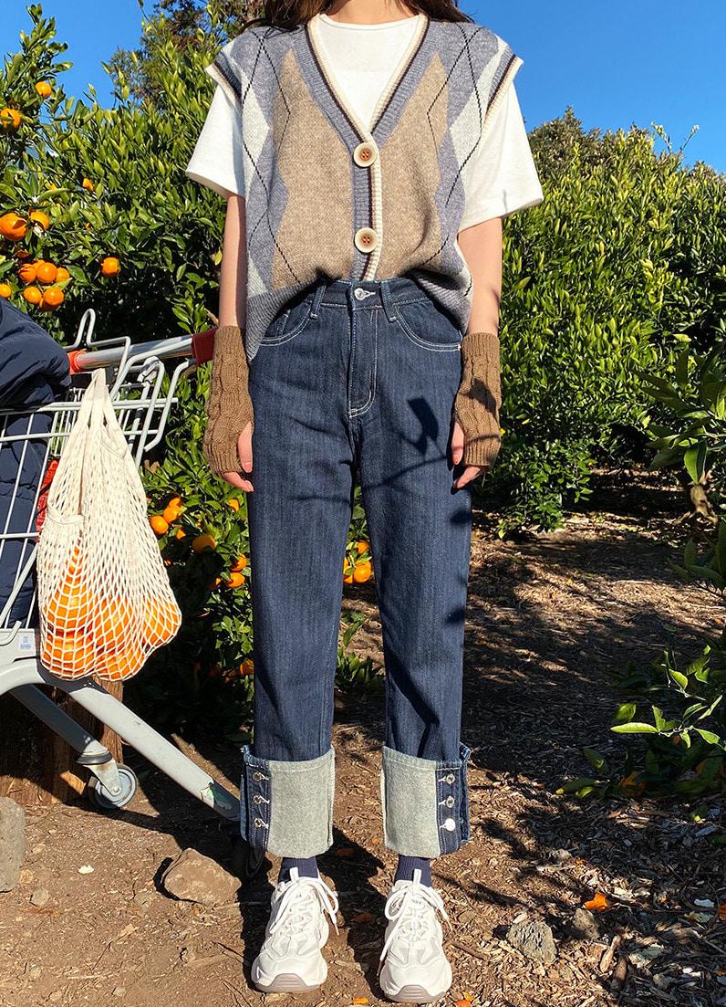 เที่ยวเกาหลีหน้าหนาว ไอเทมไหนต้องมี? อัพเดทเทรนด์การแต่งตัวและแฟชั่นไอเทมห้ามพลาดสำหรับหน้าหนาว 2025