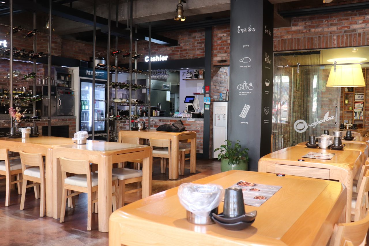 チムタク 韓国旅行 弘大 安東チムタク 弘大グルメ店 オンダレチムタク 韓国料理