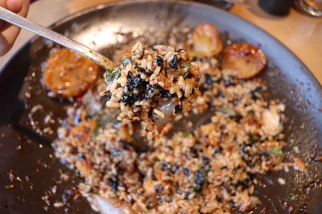 チムタク 韓国旅行 弘大 安東チムタク 弘大グルメ店 オンダレチムタク 韓国料理