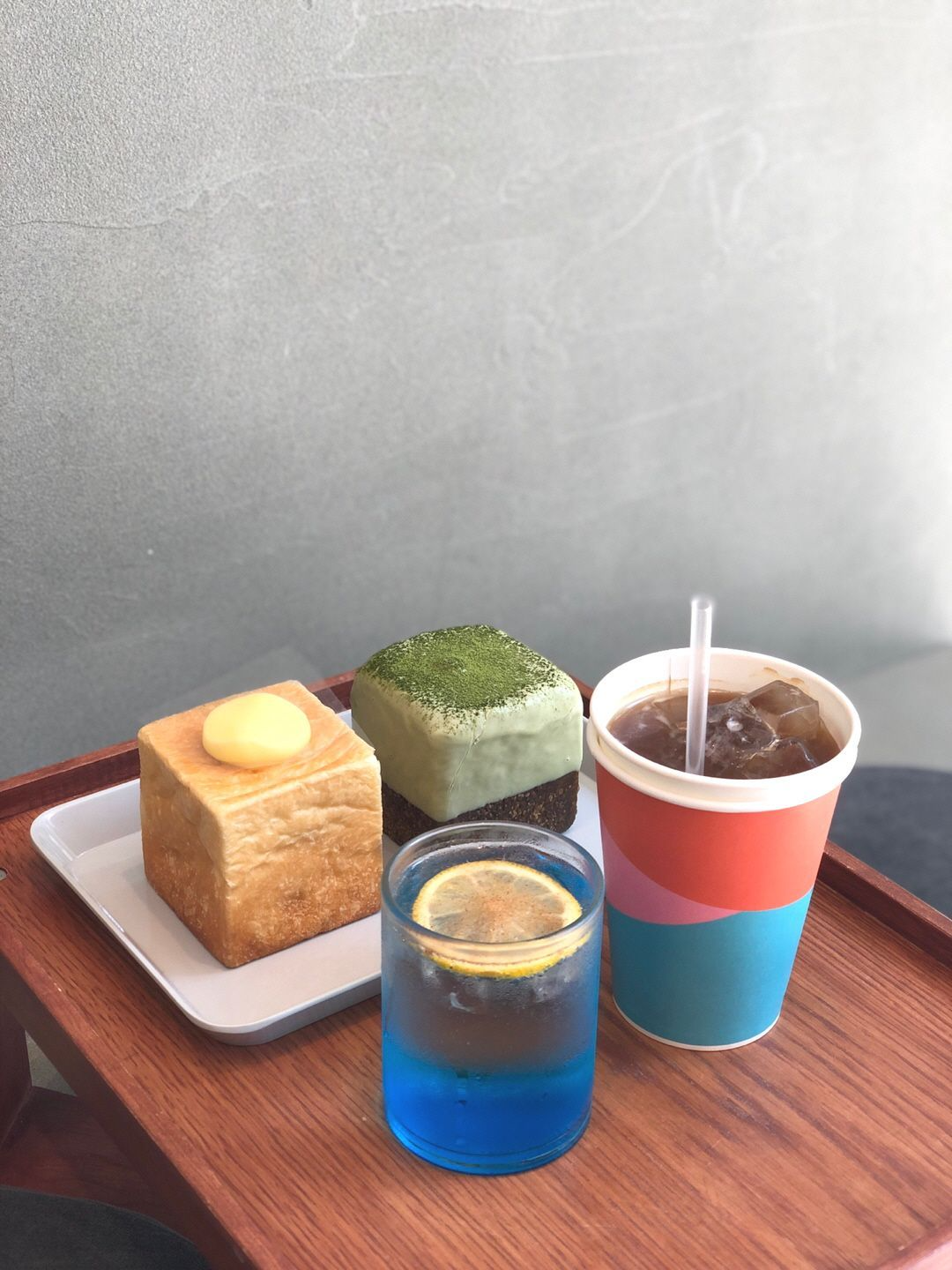 ソウルカフェ、韓国カフェ、美味しいお店、デザートカフェ、カンファムンカフェ、チョンガクカフェ、明洞カフェ、ルフトコーヒー、Luft Coffee