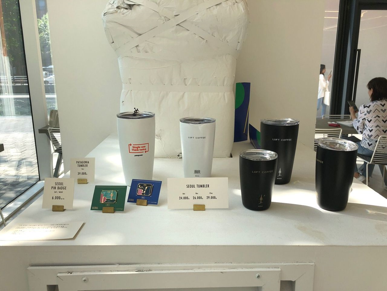 ソウルカフェ、韓国カフェ、美味しいお店、デザートカフェ、カンファムンカフェ、チョンガクカフェ、明洞カフェ、ルフトコーヒー、Luft Coffee