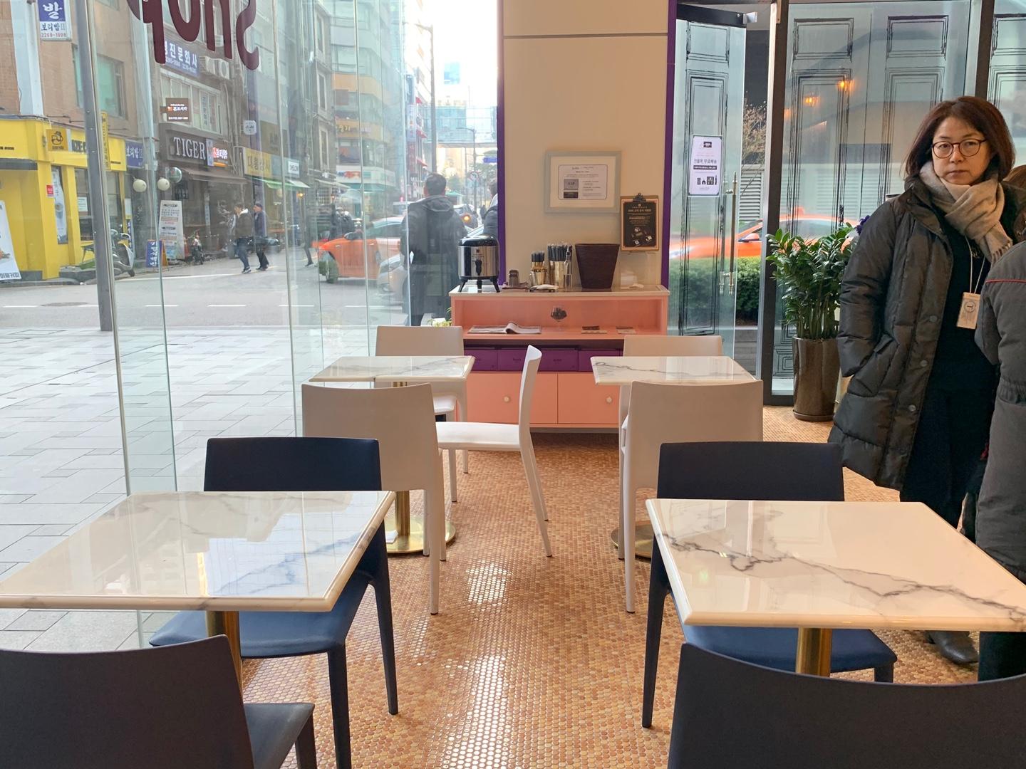 乙支路上班族至愛咖啡廳，想喺韓國食麵包又有多個選擇啦！