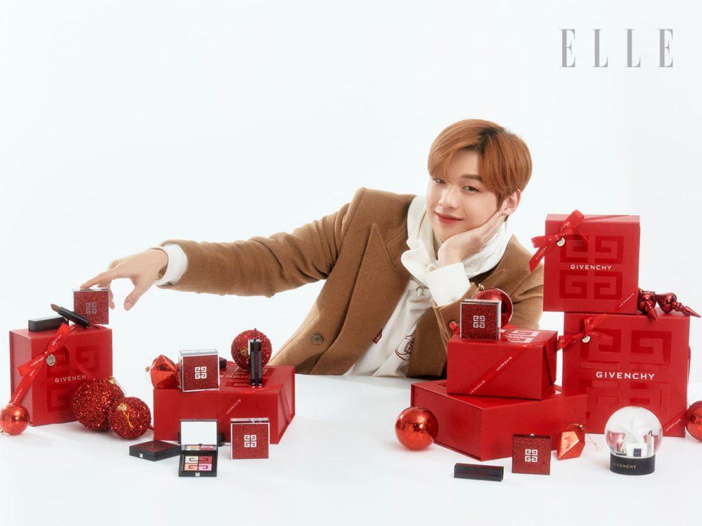 ครั้งแรกที่ร่วมงานกับ Givenchy โดยใช้การออกแบบแบบคลาสสิคและโมเดิร์นในการแสดงภาพของลิปสติกและสินค้าความงามอื่นๆที่ประดับด้วยโทนสีแดง ตกแต่งด้วยตุ๊กตาและสิ่งตกแต่งวันหยุดปีใหม่ เลือกให้มาเป็นของขวัญสุดคุ้ม