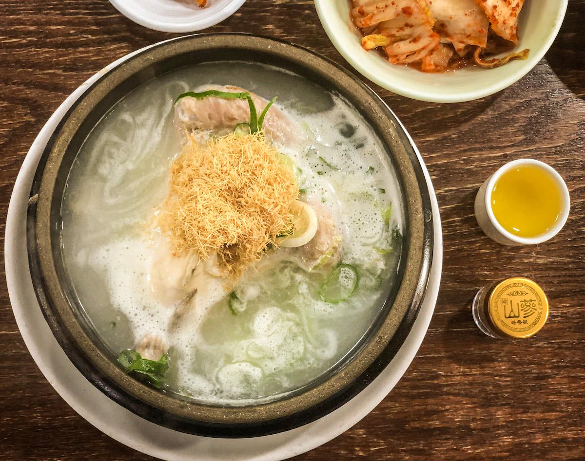 首爾 明洞 百濟蔘雞湯