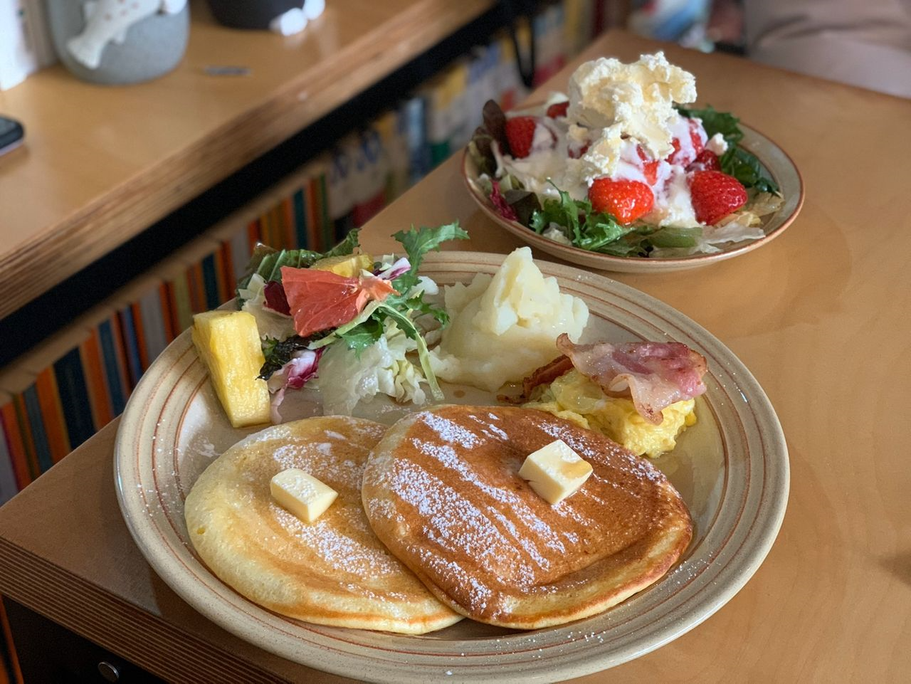 ソウル美味しいお店、韓国美味しいお店、美味しいお店、オシャレな美味しいお店、デザート、ブランチ、ホンデ美味しいお店、ホンデパンケーキ、 Butter Milk、バターミルク