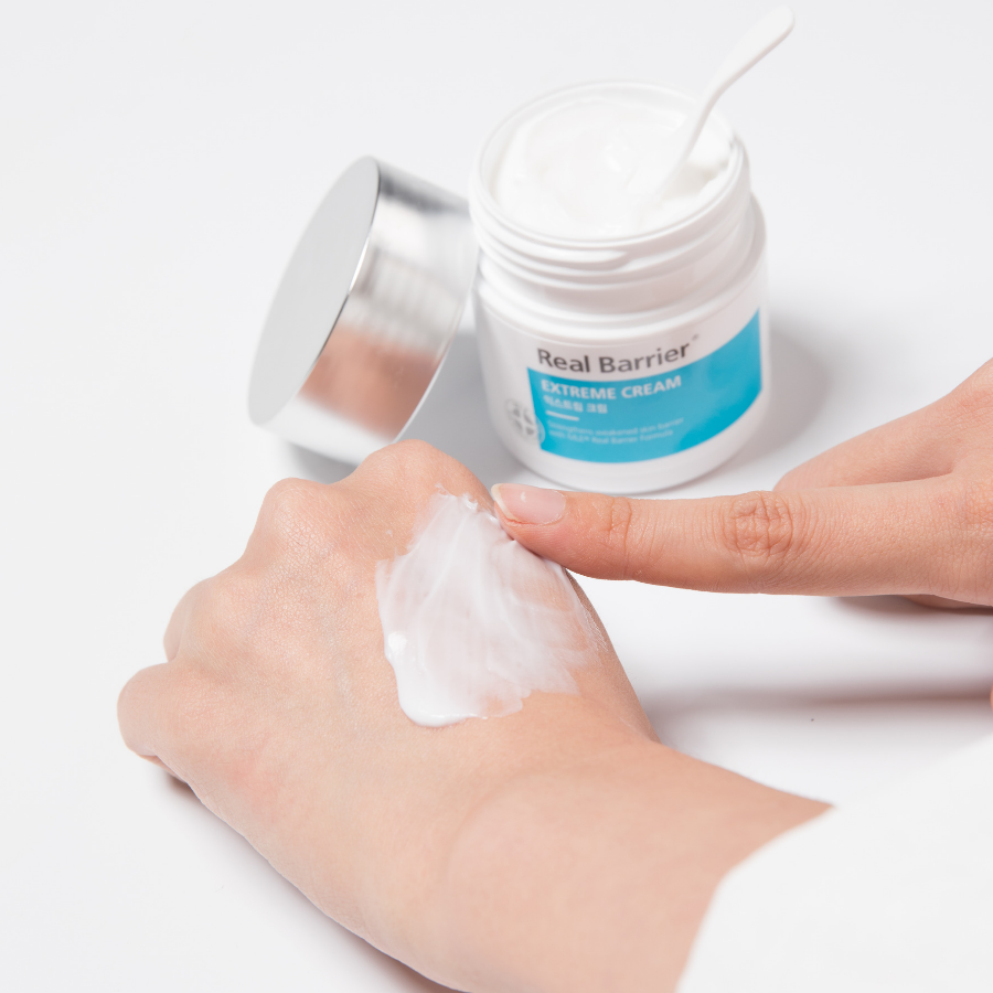 ผิวแห้ง, สิว และรอยแดงเป็นปัญหากวนใจสำหรับสาวๆหลายคน ควรอะไรใช้แล้วดี? อย่ารอช้า!