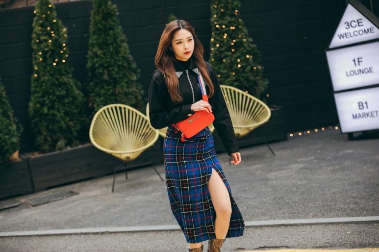 Check out Stretch Angels Holiday Edition bags, perfect for end-of-the-year gifts!