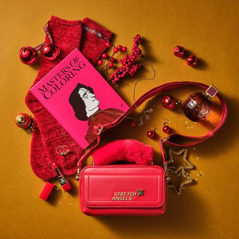 Check out Stretch Angels Holiday Edition bags, perfect for end-of-the-year gifts!