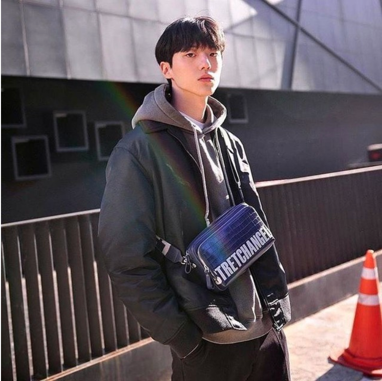 มองหากระเป๋า Cross Body? Stretch Angels แบรนด์ของเหล่าไอดอลและแฟชั่นนิสต้าเกาหลี