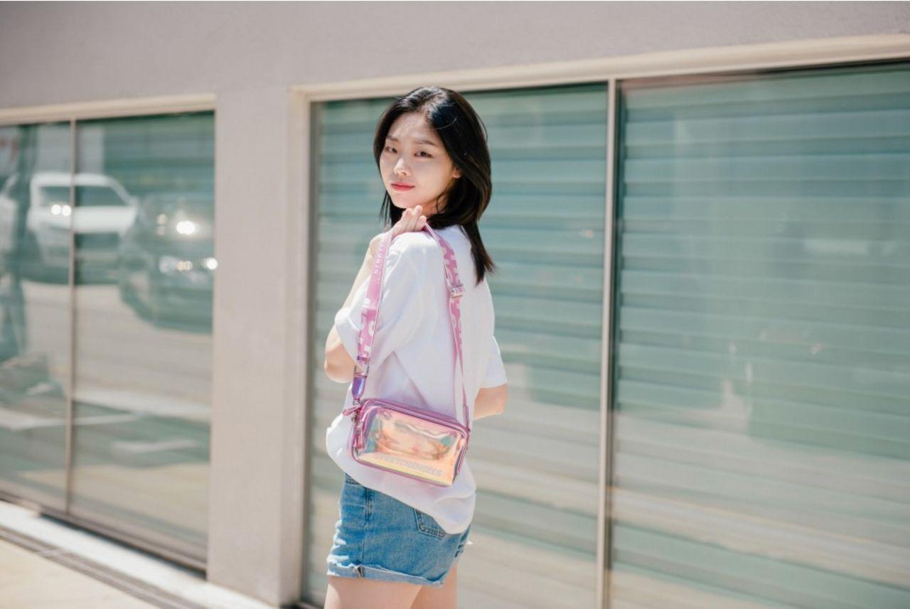 มองหากระเป๋า Cross Body? Stretch Angels แบรนด์ของเหล่าไอดอลและแฟชั่นนิสต้าเกาหลี
