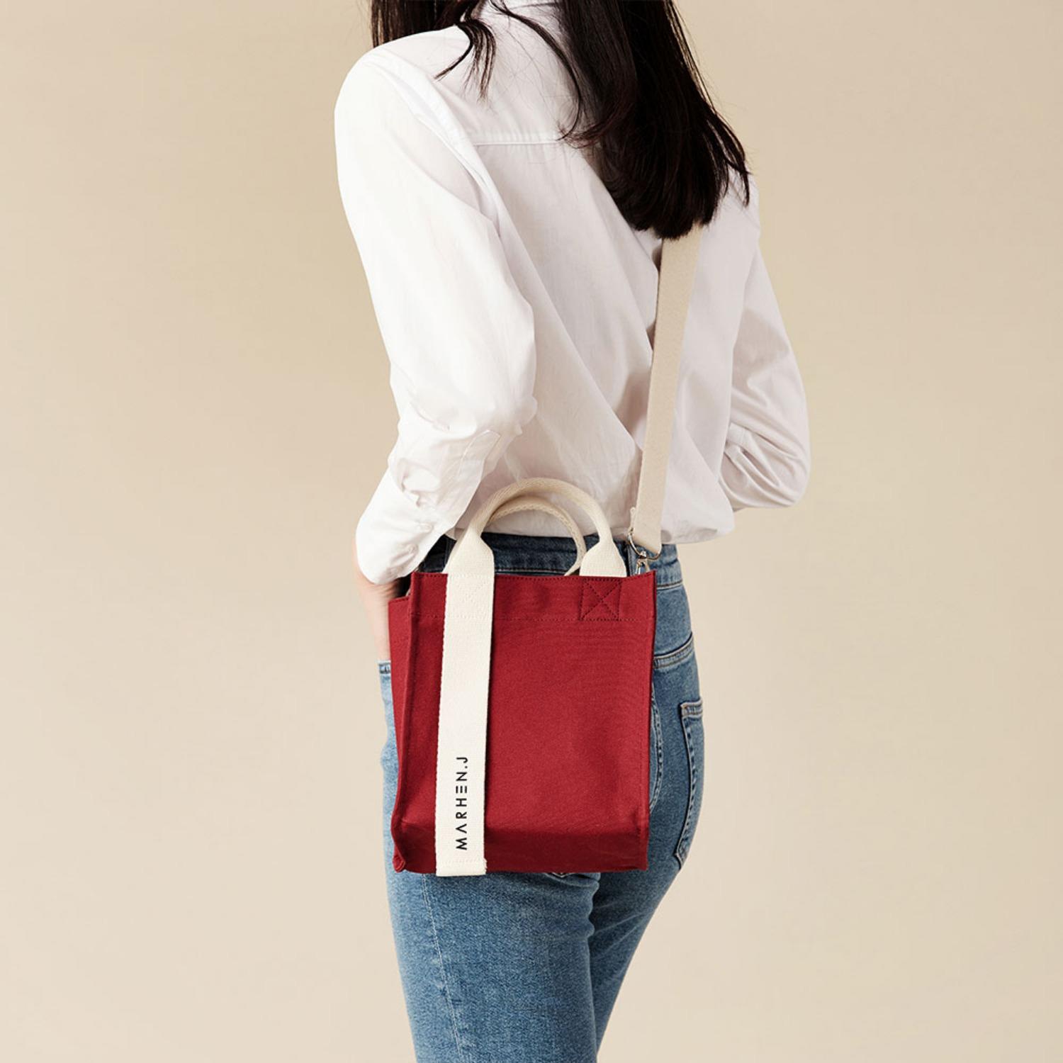 แบรนด์กระเป๋ายอดฮิตจากเกาหลี พร้อมคอลเลคชั่นต้อนรับตรุษจีน! เปลี่ยนกระเป๋ารับทรัพย์และโชคลาภกันซักหน่อยเป็นไงคะ?