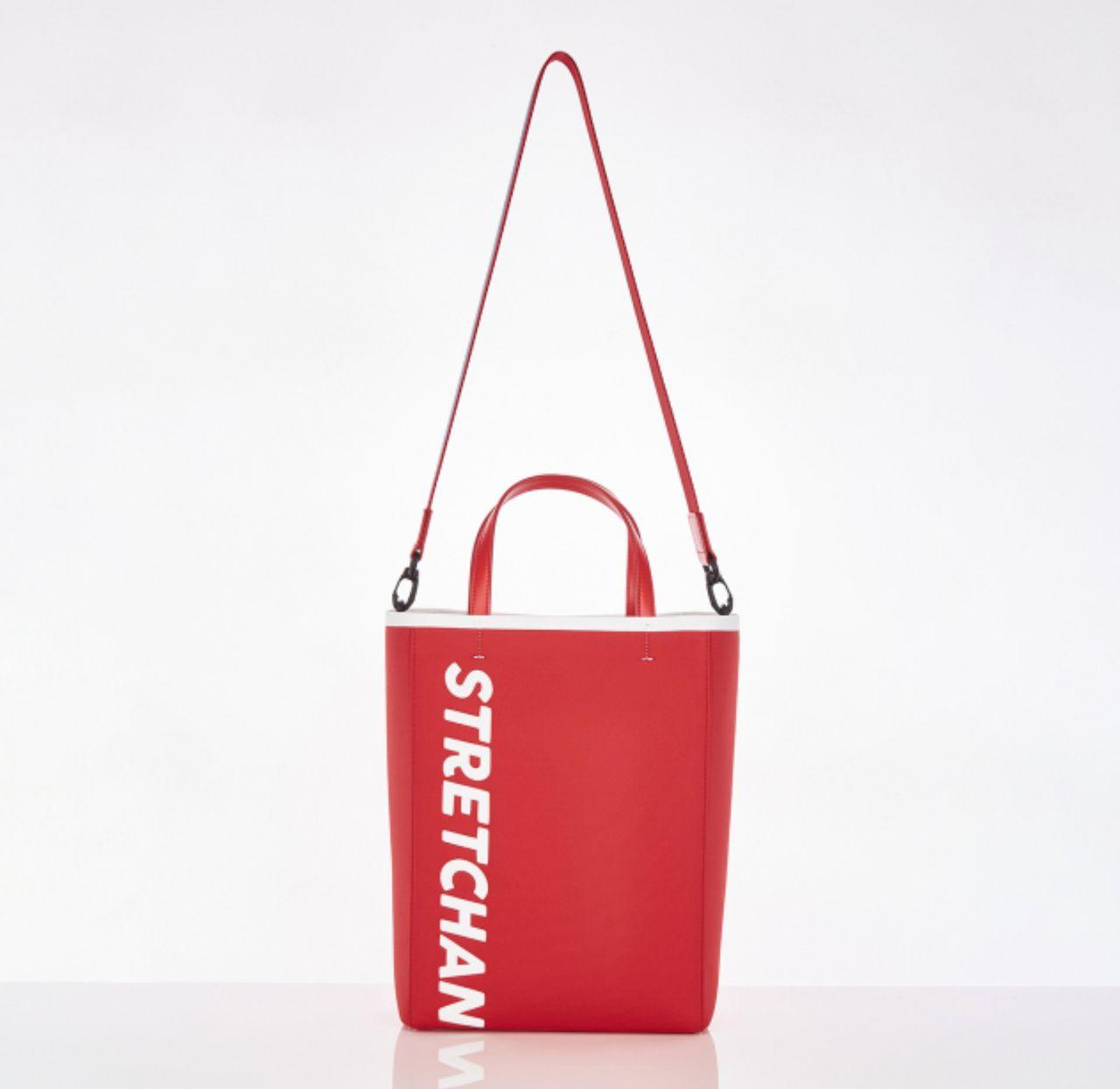 แบรนด์กระเป๋ายอดฮิตจากเกาหลี พร้อมคอลเลคชั่นต้อนรับตรุษจีน! เปลี่ยนกระเป๋ารับทรัพย์และโชคลาภกันซักหน่อยเป็นไงคะ?