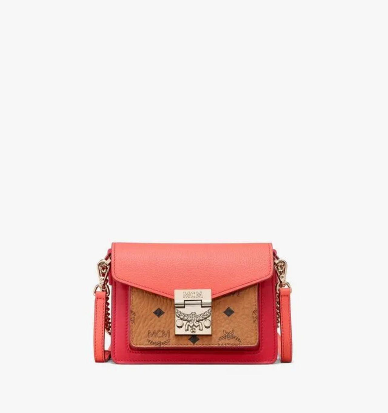 แบรนด์กระเป๋ายอดฮิตจากเกาหลี พร้อมคอลเลคชั่นต้อนรับตรุษจีน! เปลี่ยนกระเป๋ารับทรัพย์และโชคลาภกันซักหน่อยเป็นไงคะ?