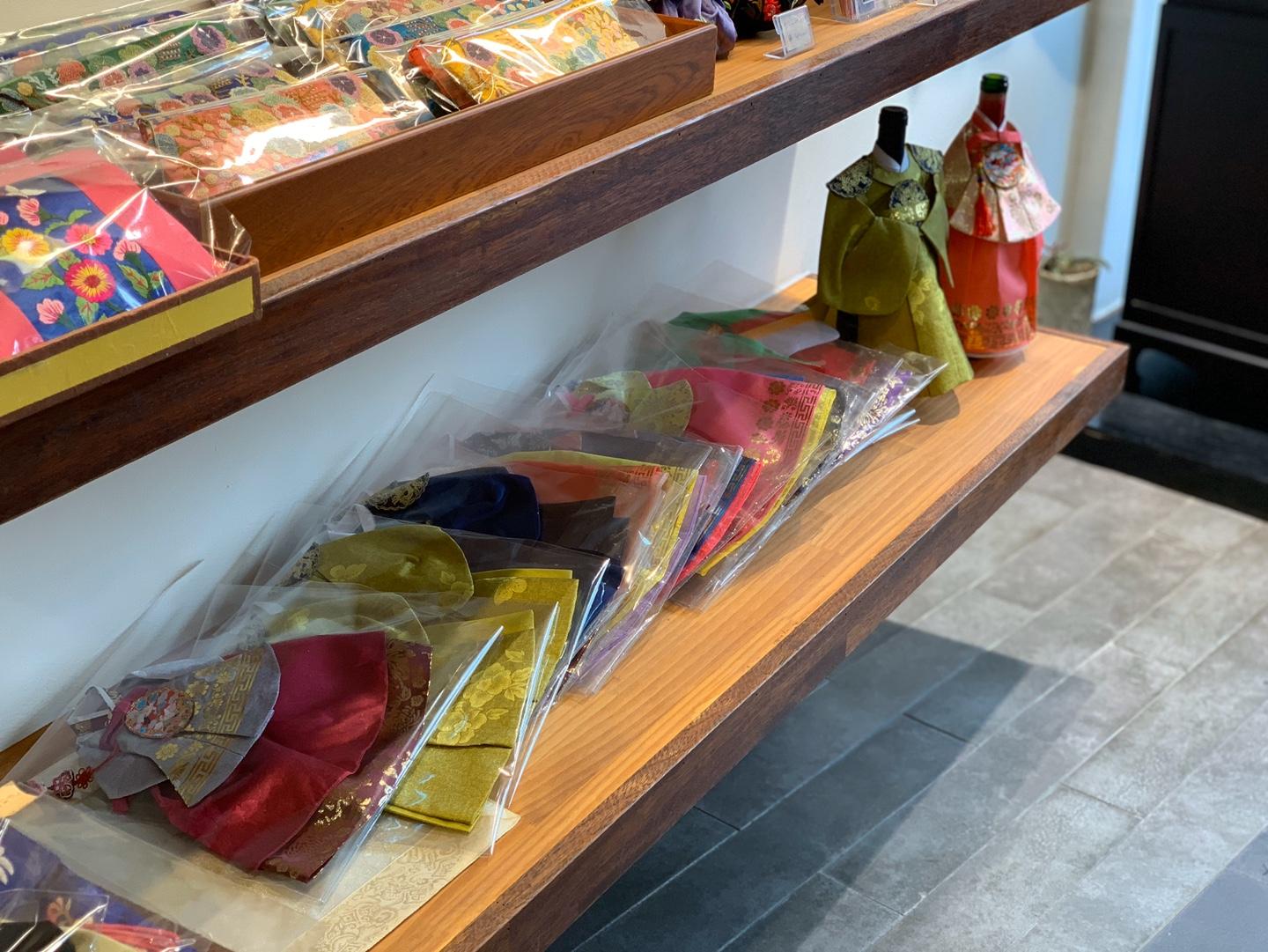 Insadong Woorimi(우리美) | Korean traditional handmade souvenirs!