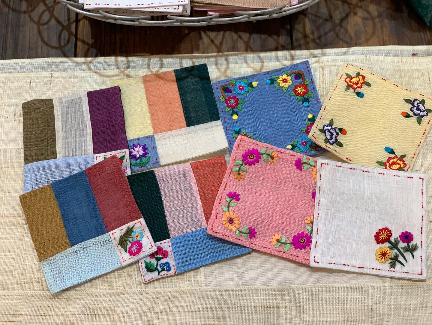 Insadong Woorimi(우리美) | Korean traditional handmade souvenirs!