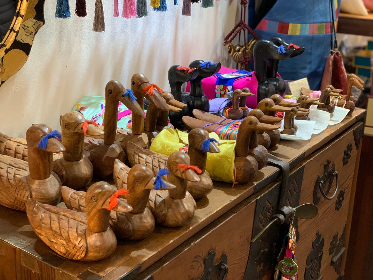 Insadong Woorimi(우리美) | Korean traditional handmade souvenirs!