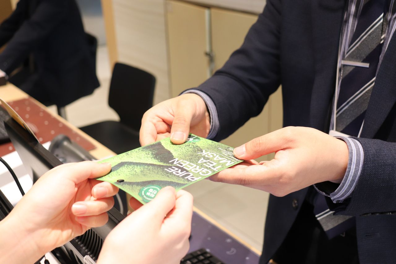 免税店でのコスメ購入、訪韓時の観光客に人気のアイテム