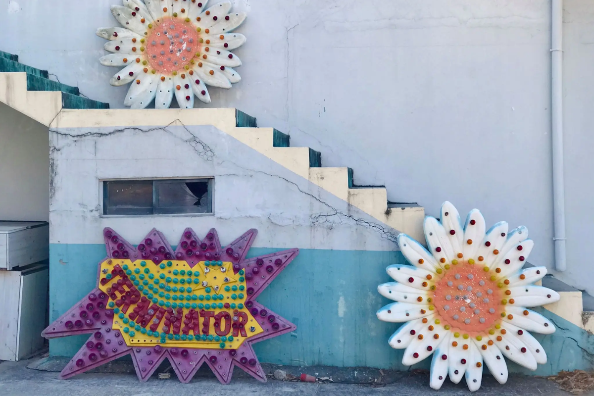 cầu thang chụp ảnh tại Yongma Land, Seoul