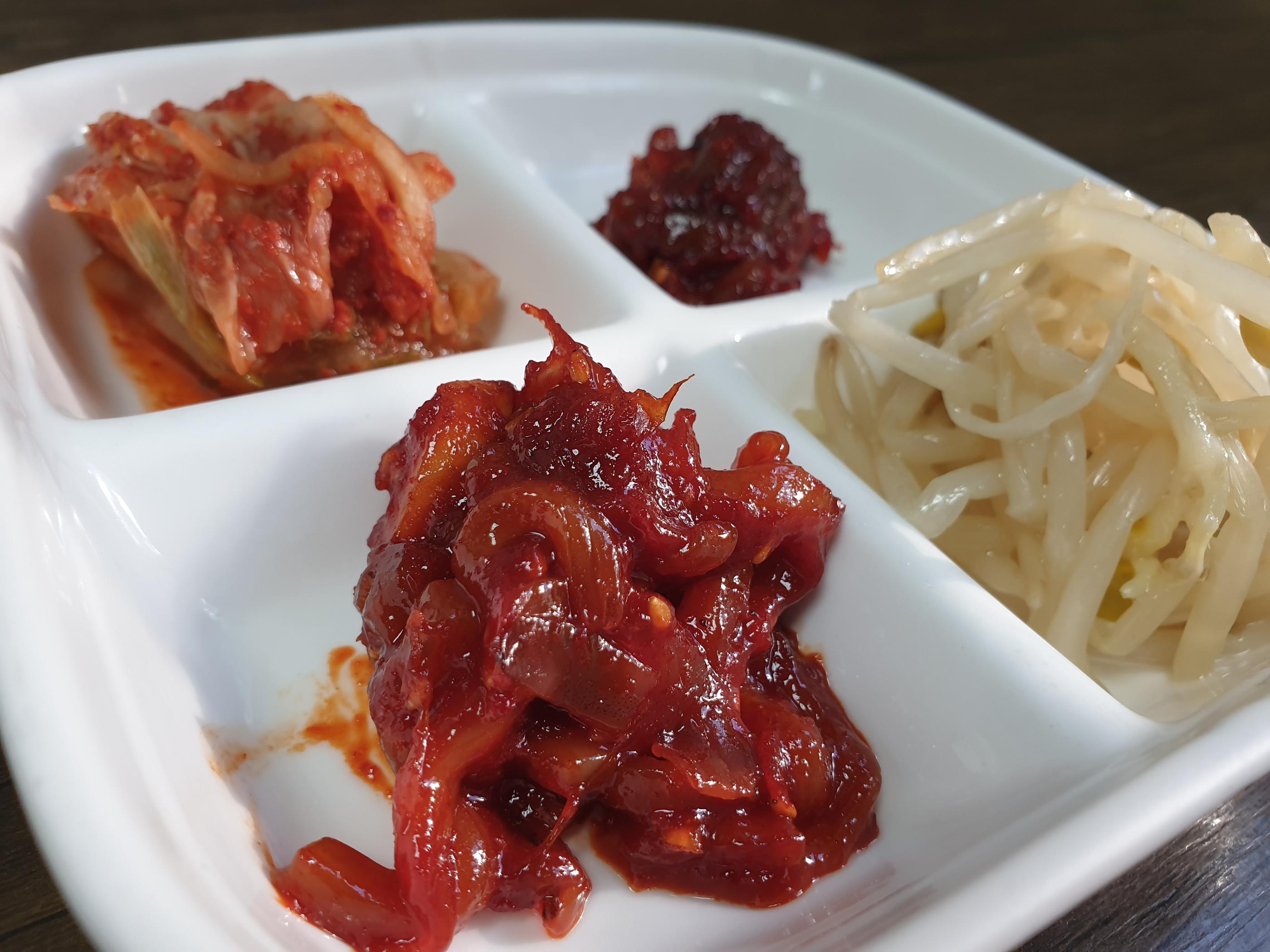 韓国料理、ソンジュク、松竹、ソンジュッ、韓国お粥、韓国おかゆ、お粥、おかゆ、韓国お粥専門店、お粥専門店、おかゆ専門店、韓国体に良い食べ物、アワビ粥、牡蠣、牡蠣粥、えび粥、アワビの肝入り、サムゲタン、参鶏湯