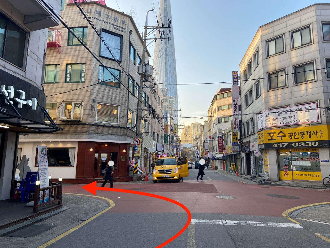 韓国カフェ、ソウルカフェ、蚕室カフェ、ソンリダンギルカフェ、オシャレなカフェ、屋上カフェ、美味しいお店、ソンパ洞カフェ、Pres、クロワッフル、ワッフル、デザートカフェ