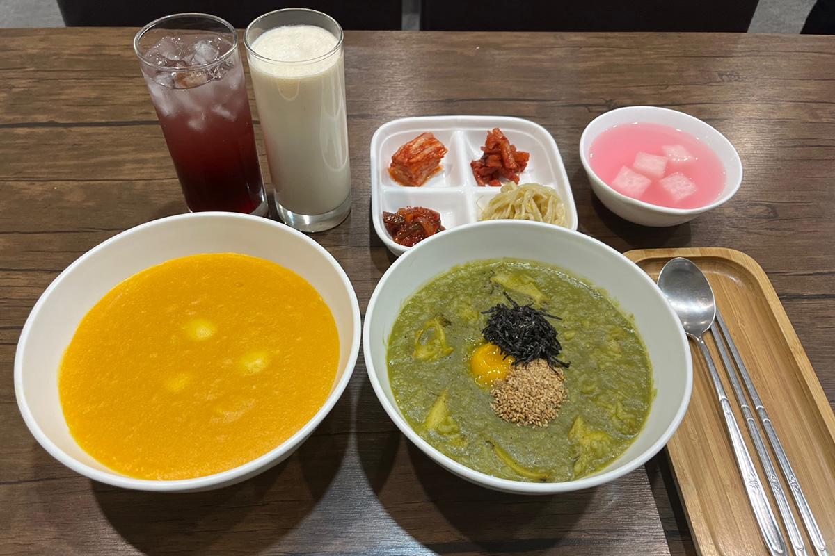 松竹餐廳提供的粥類套餐，包括南瓜粥、鮑魚內臟粥和飲品。