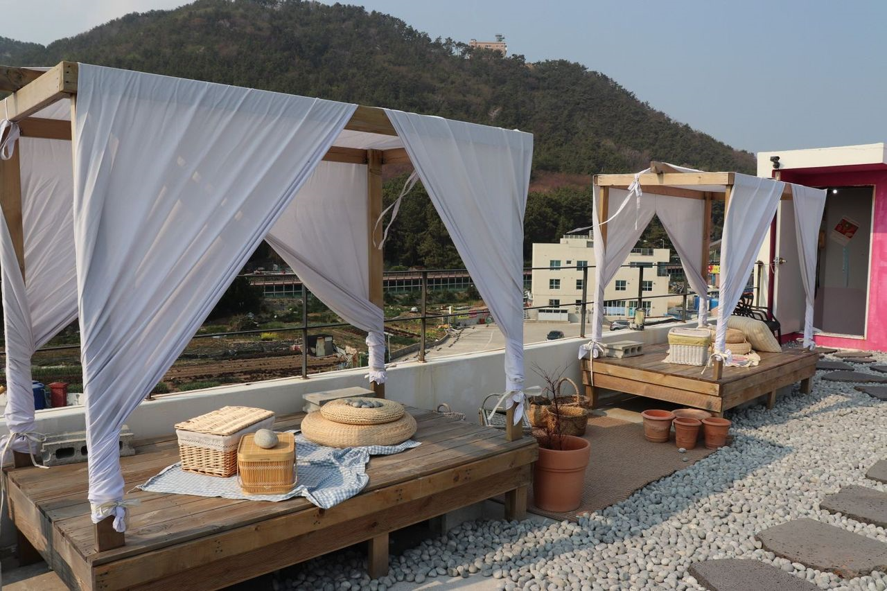 プサンカフェ、ヘウンデカフェ、おしゃれなカフェ、海の見えるカフェ、韓国カフェ、カフェルーフトップ、屋上カフェ、テラスカフェ、デザートカフェ、チョンサポカフェ