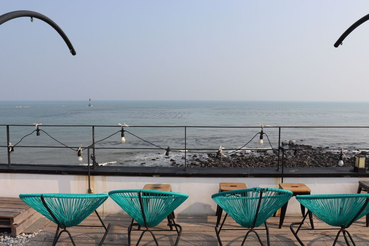 プサンカフェ、ヘウンデカフェ、おしゃれなカフェ、海の見えるカフェ、韓国カフェ、カフェルーフトップ、屋上カフェ、テラスカフェ、デザートカフェ、チョンサポカフェ