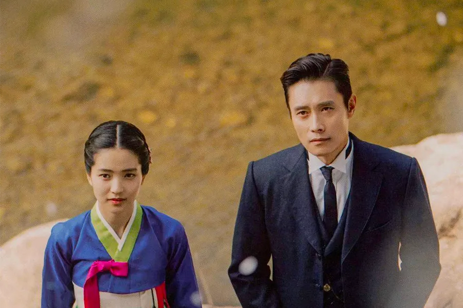 韩剧《阳光先生》剧照，这部2018年tvN电视剧创下18.129%的最高收视率。