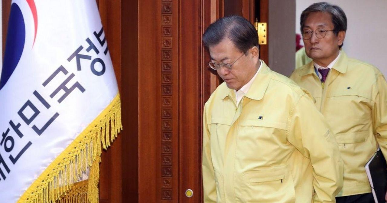 ไวสรัสโคโรนา: เกาหลีประกาศเตือนภัยโควิด 19「ขั้นสูงสุด」