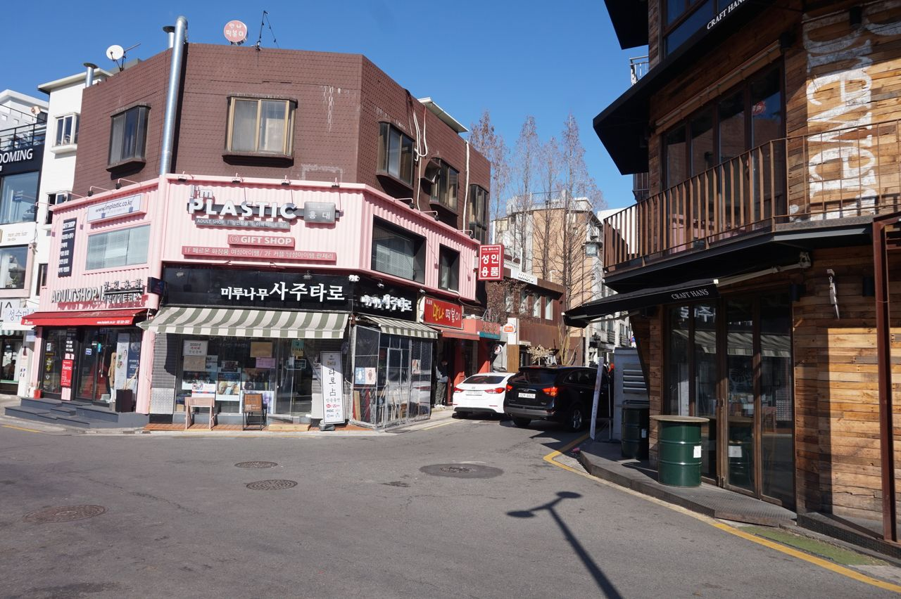 くもサンド。ソウルサンドイッチ、韓国サンドイッチ、ソウル美味しいお店、ホンデ美味しいお店、ヨンナム洞美味しいお店、グルミサンド、たまごサンド、とんかつサンド、ホンデカフェ