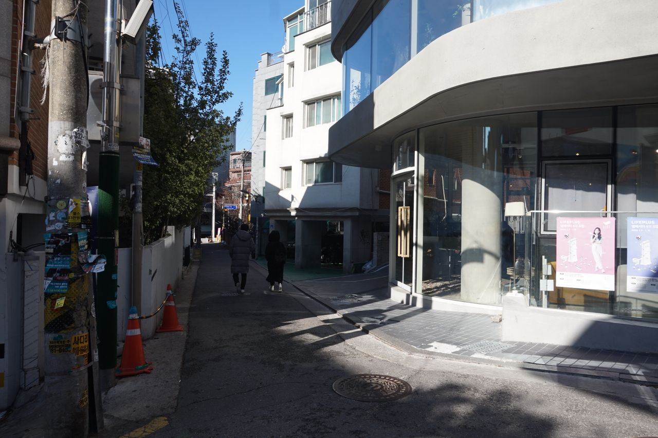 くもサンド。ソウルサンドイッチ、韓国サンドイッチ、ソウル美味しいお店、ホンデ美味しいお店、ヨンナム洞美味しいお店、グルミサンド、たまごサンド、とんかつサンド、ホンデカフェ