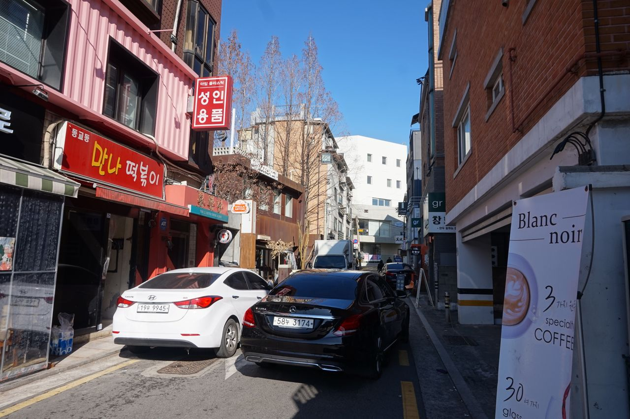 くもサンド。ソウルサンドイッチ、韓国サンドイッチ、ソウル美味しいお店、ホンデ美味しいお店、ヨンナム洞美味しいお店、グルミサンド、たまごサンド、とんかつサンド、ホンデカフェ