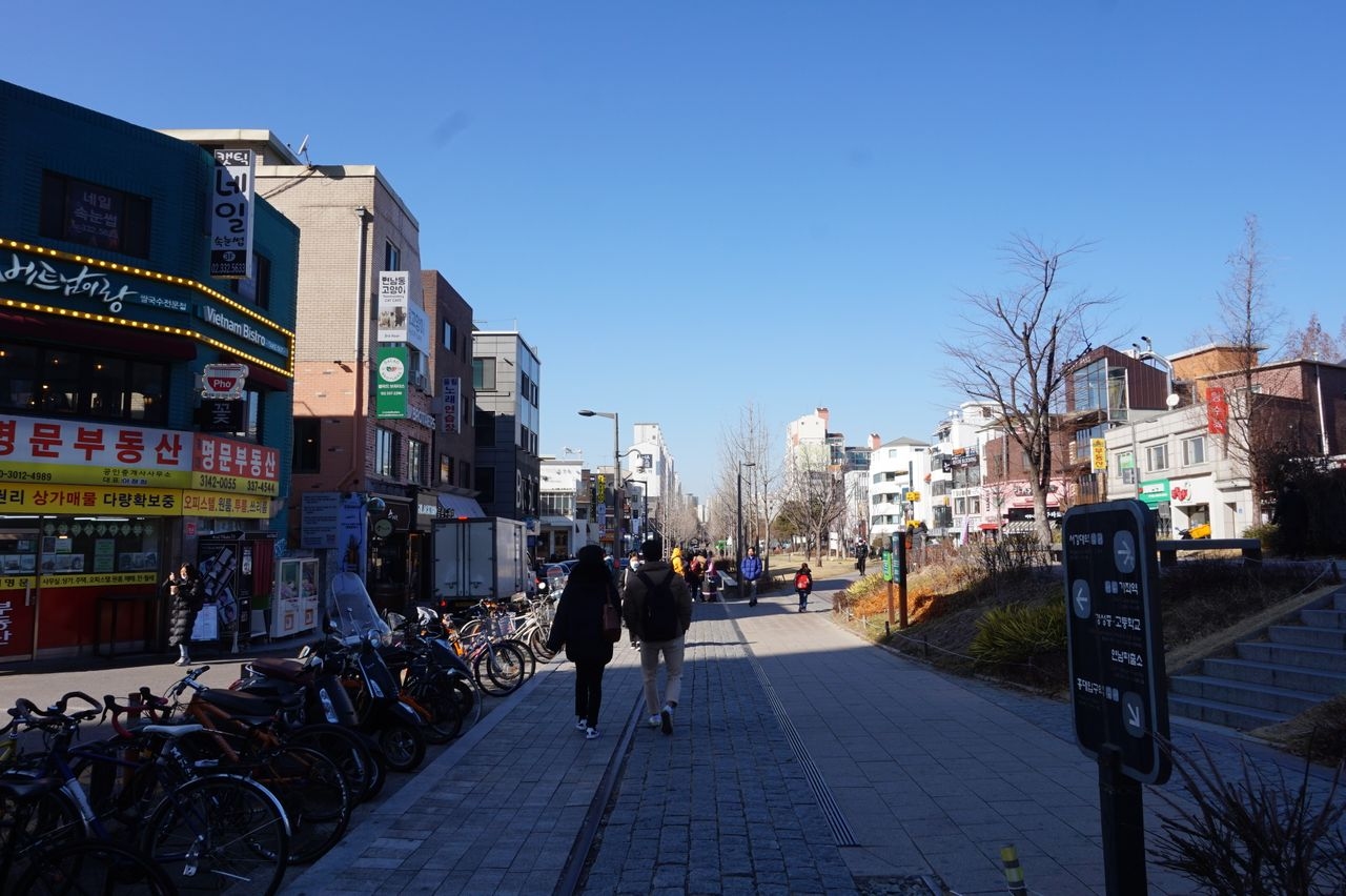 くもサンド。ソウルサンドイッチ、韓国サンドイッチ、ソウル美味しいお店、ホンデ美味しいお店、ヨンナム洞美味しいお店、グルミサンド、たまごサンド、とんかつサンド、ホンデカフェ