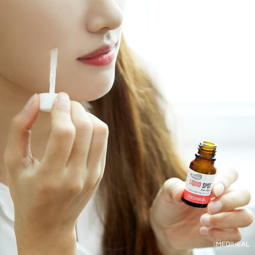 Mediheal Liquid Spot เป็นลิควิดที่ช่วยลดการระคายเคืองจากสิ่งแวดล้อมและเหมาะสำหรับการแต่งหน้า