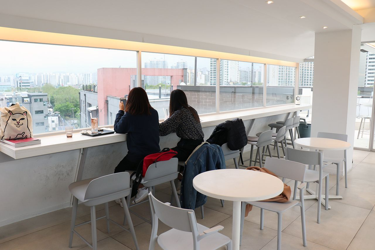 テグ テグカフェ 韓国カフェ 韓国旅行 テグ旅行 ルーフトップカフェ 美味しいお店 キムグァンソク通り