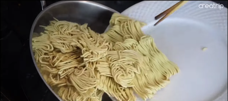 Lotte Mart Emergency Food | Oppa