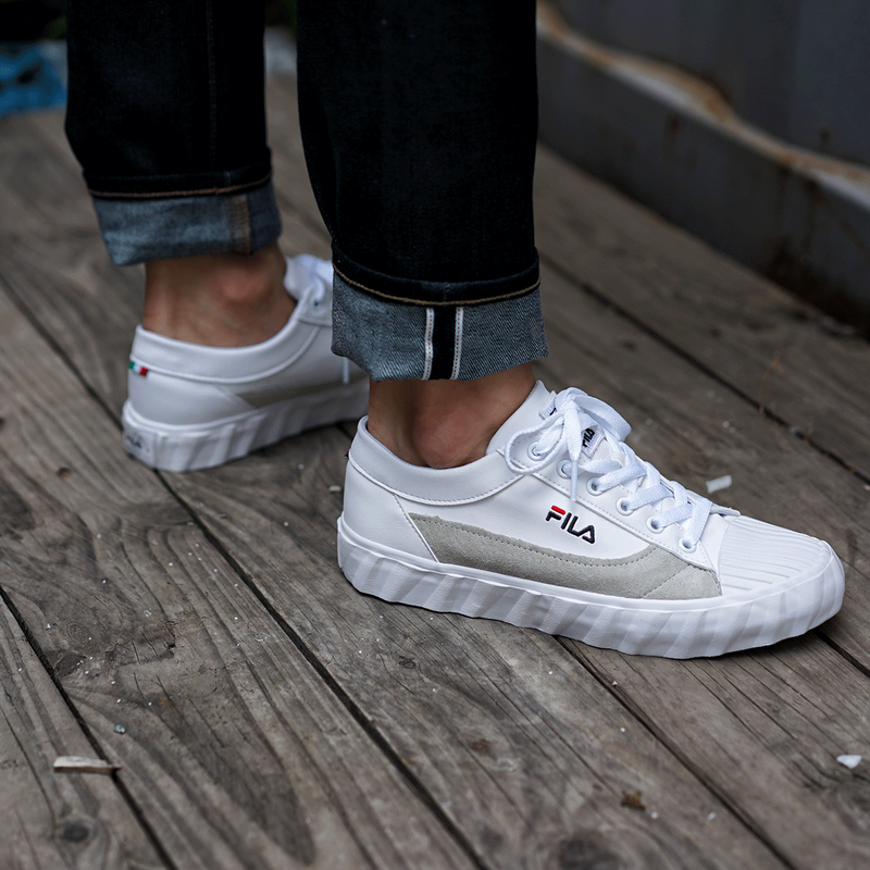 อยากอินเทรนด์แบบวัยรุ่นเกาหลี? พลาดไม่ได้กับไอเทมฮอตของ FILA ที่จะเพิ่มสไตลด์ที่โดดเด่นให้กับคุณ! ราคาดี, ดีไซน์เลิศ...ไปตำ!