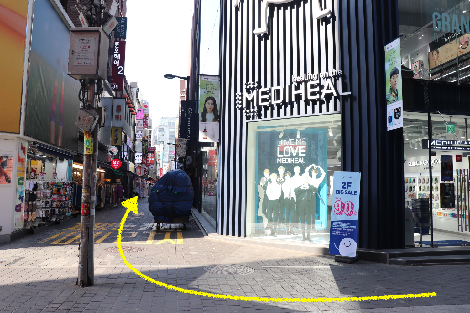 BBQ Myungdong Star | Finest chicken franchise in Myeongdong!