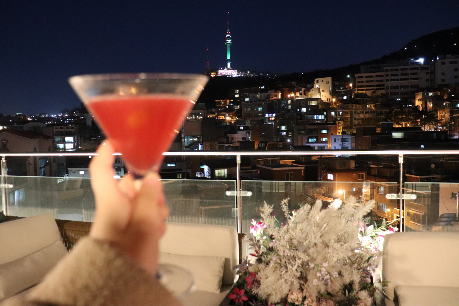 ITAEWON | Creatrip Locals' Guide, Everything you need to know before exploring Itaewon, restaurant, itaewon, cafe, museum, shopping