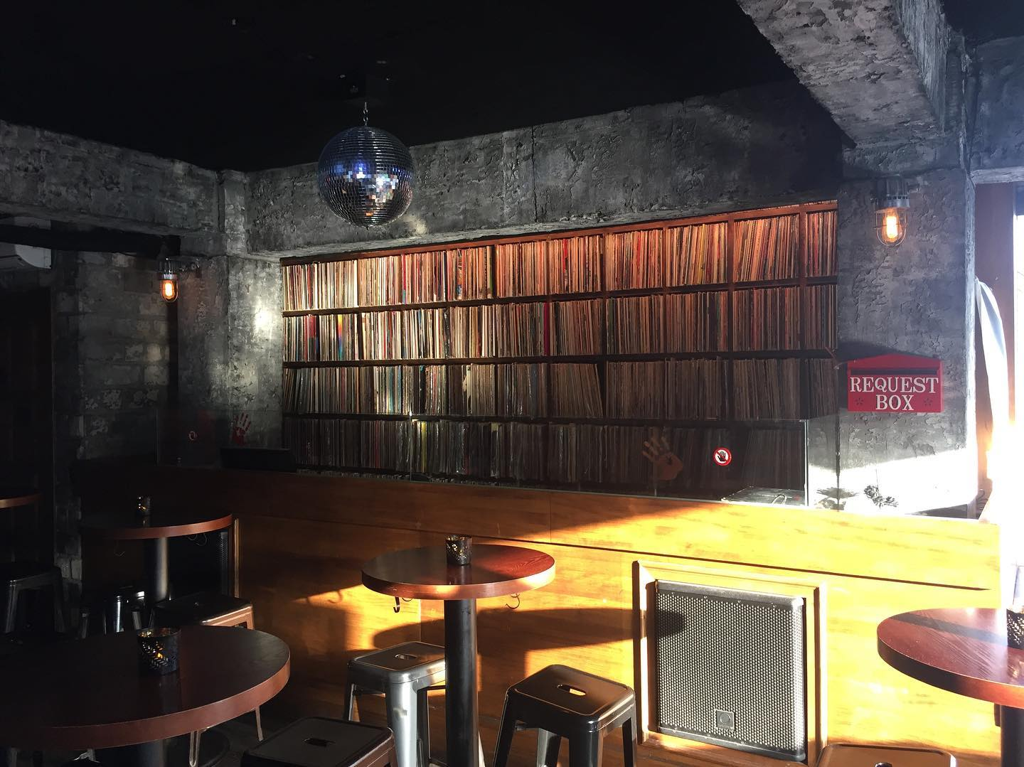 ITAEWON | Creatrip Locals' Guide, Everything you need to know before exploring Itaewon, restaurant, itaewon, cafe, museum, shopping