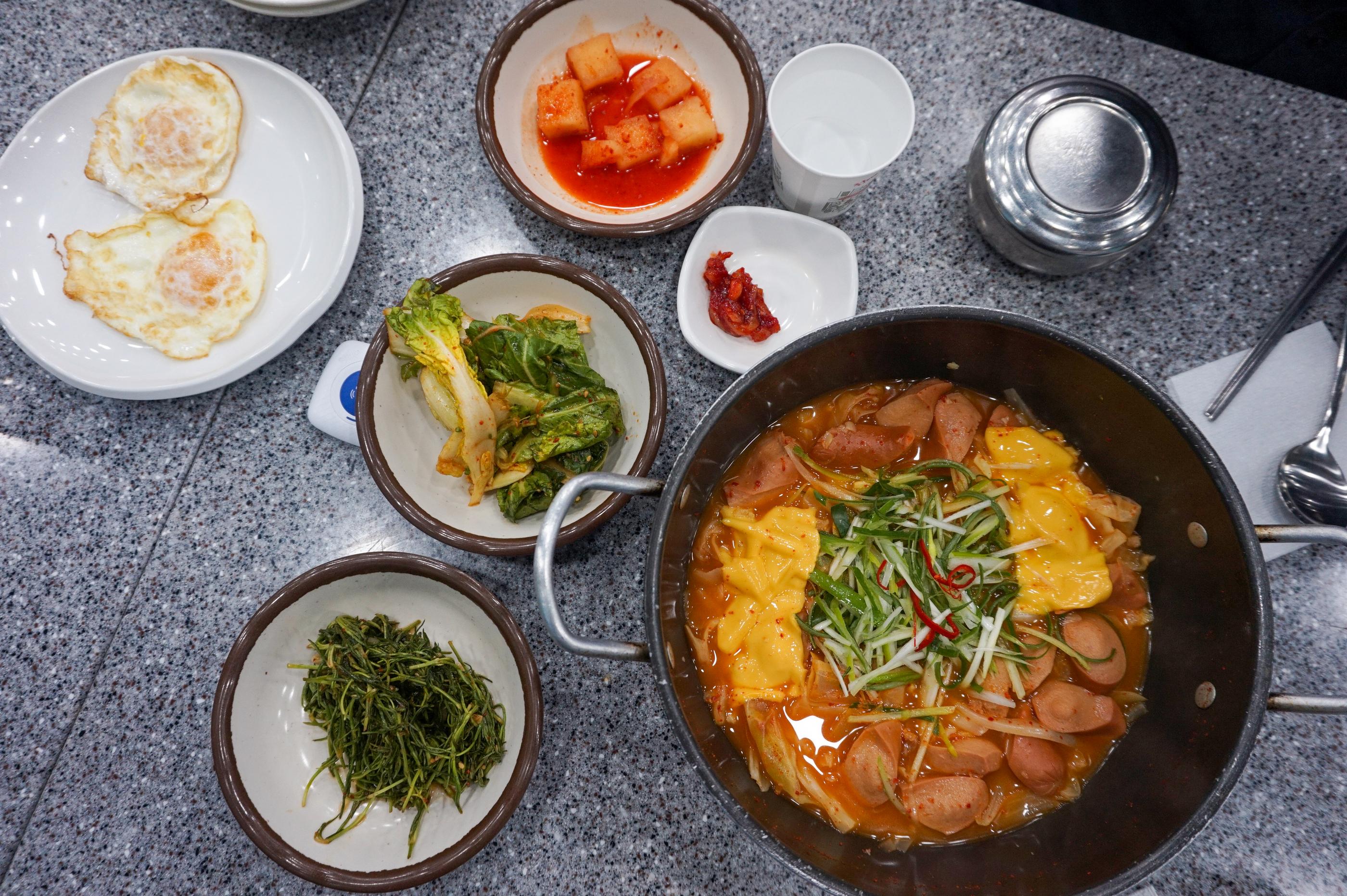 ITAEWON | Creatrip Locals' Guide, Everything you need to know before exploring Itaewon, restaurant, itaewon, cafe, museum, shopping