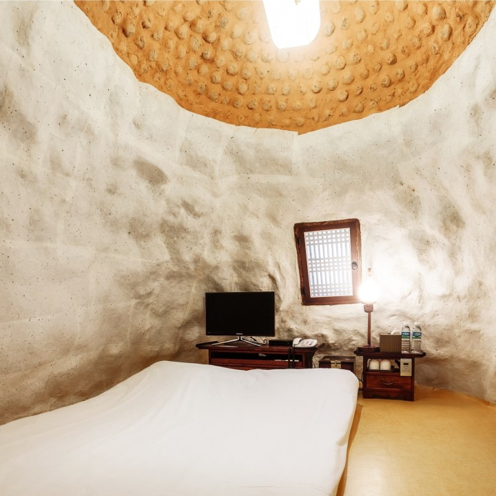 Unique accommodations in Jeju that will complete your island experience!