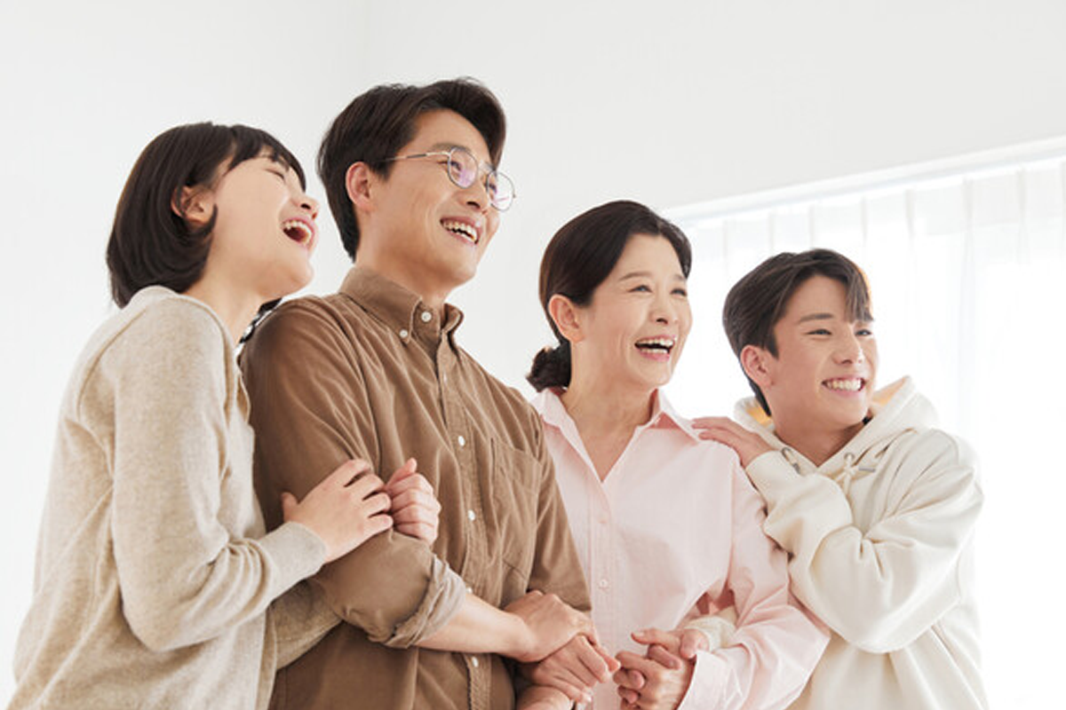 圖片展示了關於韓國人口中常見姓氏的統計條紋圖，顯示了這些姓氏在人口中的佔比。