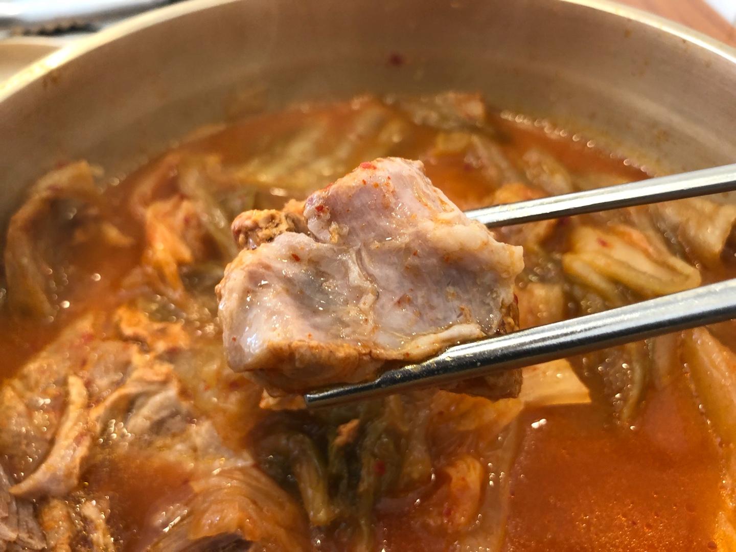 Byeoldang Kimchijjim | Sinchon ₩4,000 meal does exist