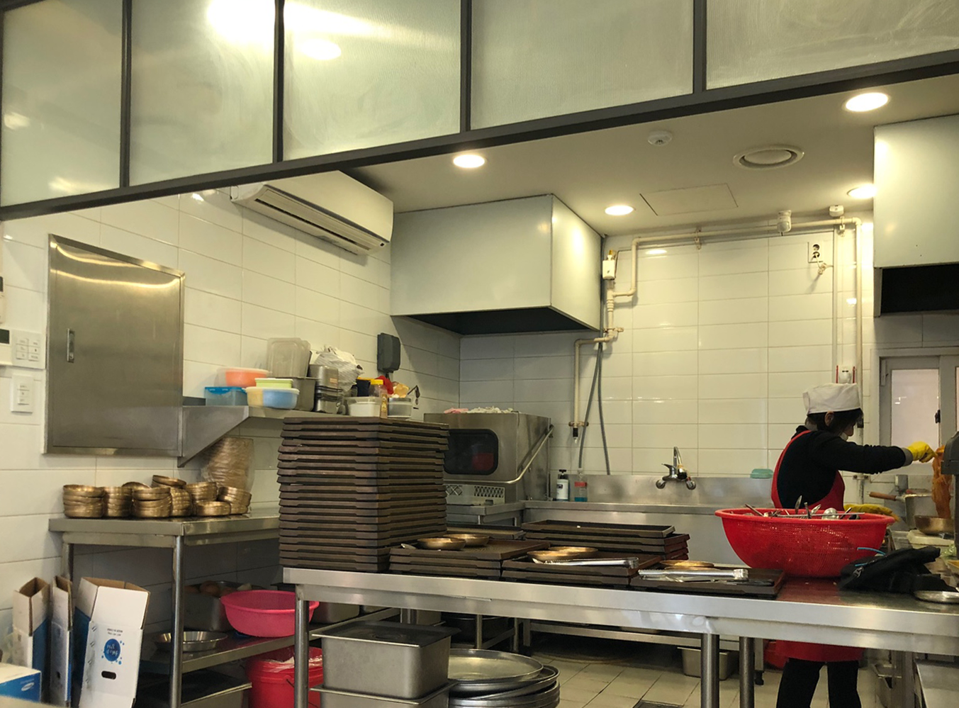 Byeoldang Kimchijjim | Sinchon ₩4,000 meal does exist