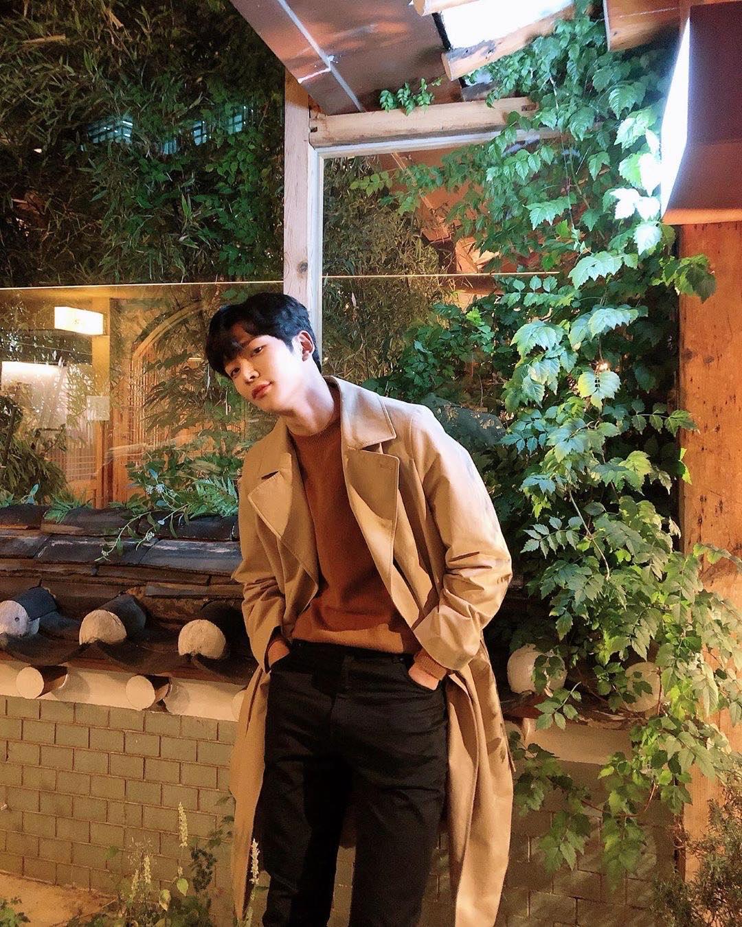 ทำใจเต้นหนักมากกับหนุ่มที่โพสต์รูปลงไอจีทีไรทำใจละลาย! 8 เซเลบริตี้เกาหลีที่สาวโหวตให้เป็น Boyfriend Material ตามไปฟอลไอจีกัน