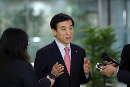 イジュヨル総裁“日本含め通貨スワップ対象国の拡大努力”