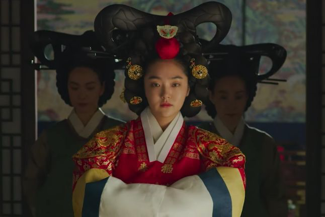 Tóc gache (tteogujimeoli) 가체 (떠구지머리) -Kiểu mũ và tóc của nam nữ thời Joseon phản ánh trong bộ phim Kingdom đình đám
