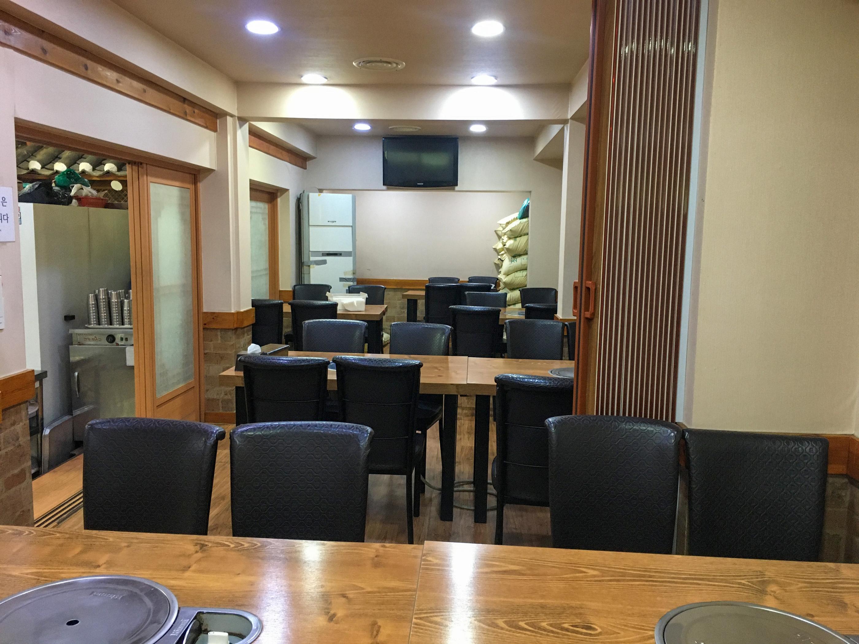 Jaedong Sundubu | Gyeongbokgung, Tender, savoury bites of housemade tofu near Bukchon Hanok Village